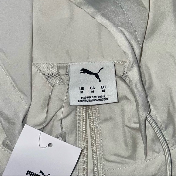 NWT Puma White Hooded Windbreaker Jacket Size Mens Medium - Picture 3 of 11